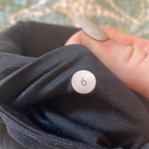 Black lululemons - Picture 2 of 2